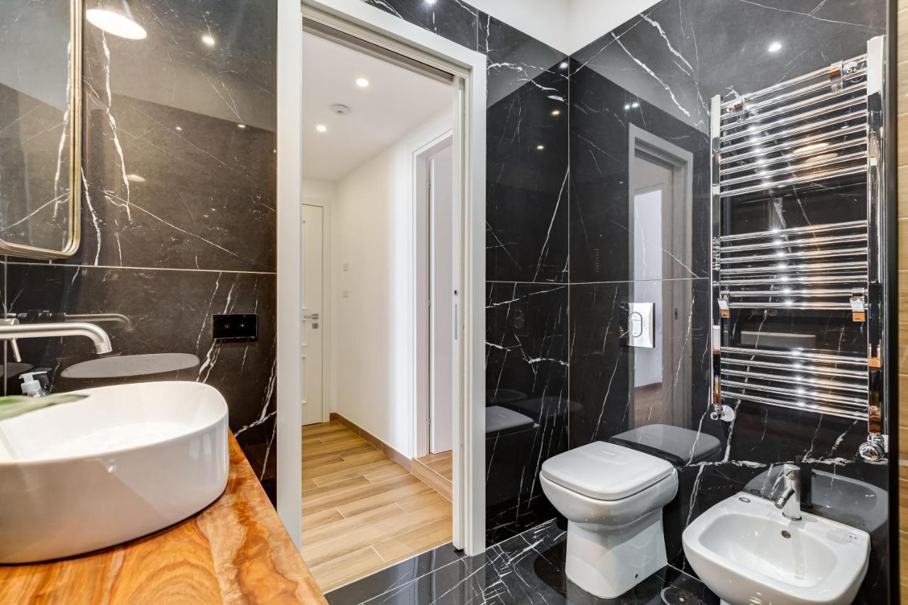 Lovely Two-room In The Center Of Lägenhet *